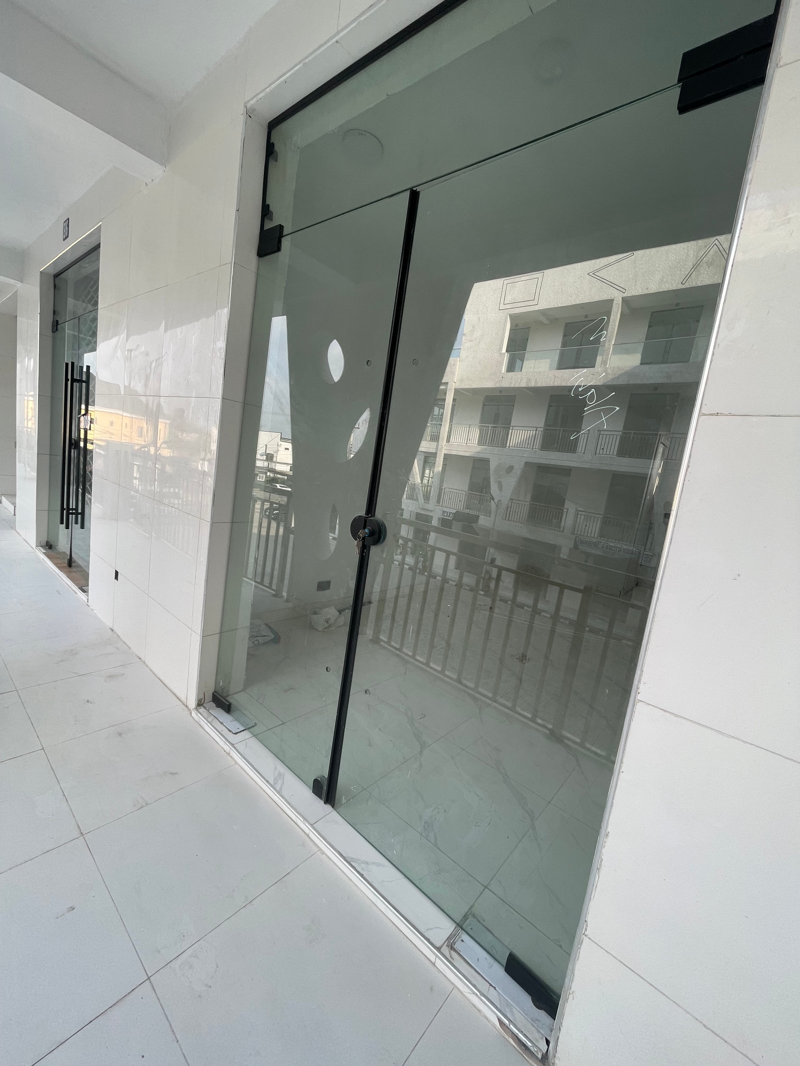 Newly built Shop space 28sqm